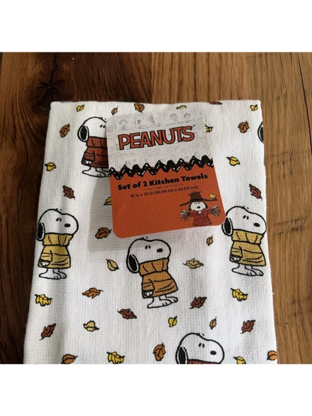 Peanuts Set Of 2 Kitchen Towels NWT Snoopy Fall Autumn Peanuts